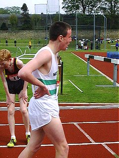 Steve Faulkner U17 800m